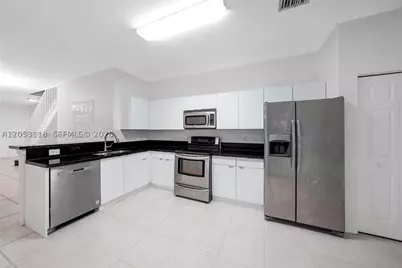 3903 Tree Top #3903, Weston, FL 33332 - Photo 2