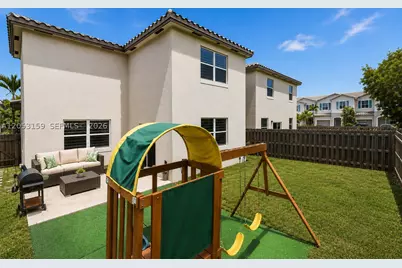 1367 SE 26th, Homestead, FL 33035 - Photo 2