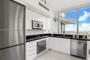 92 SW 3rd, Miami, FL 33130 - Photo 4