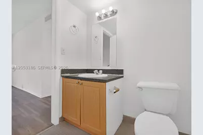 505 S Pine Island #B102, Plantation, FL 33324 - Photo 32