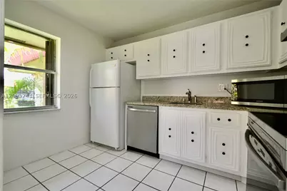 10447 SW 108th #270, Miami, FL 33176 - Photo 4