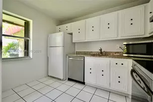 10447 SW 108th, Miami, FL 33176 - Photo 4