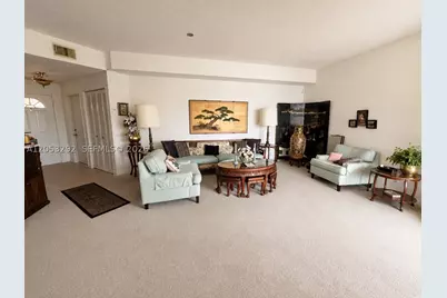 14817 Balgowan #102-5, Miami Lakes, FL 33016 - Photo 10
