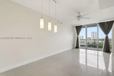 90 SW 3rd #1409, Miami, FL 33130 - Photo 10