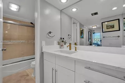 3970 Oaks Clubhouse #302, Pompano Beach, FL 33069 - Photo 6