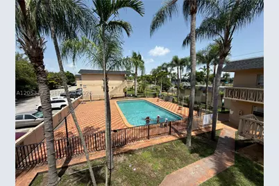 1370 NE 119th #137021, Miami, FL 33161 - Photo 12