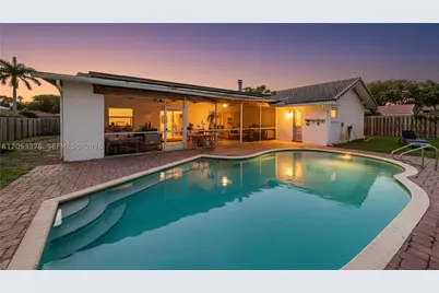 251 NW 92nd, Coral Springs, FL 33071 - Photo 4