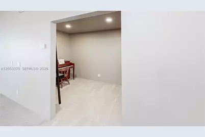 251 NW 92nd, Coral Springs, FL 33071 - Photo 8