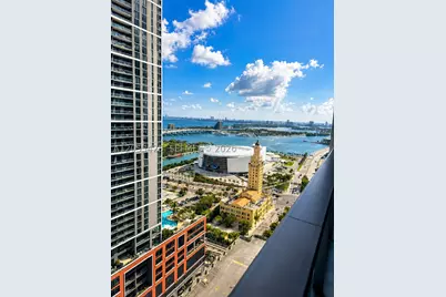 121 NE 5th #3411, Miami, FL 33132 - Photo 1