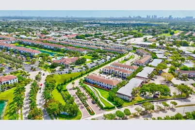 953 NE 211th, Miami, FL 33179 - Photo 46