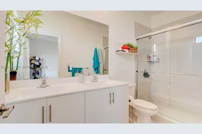 953 NE 211th, Miami, FL 33179 - Photo 26