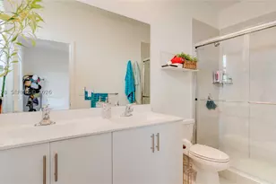 953 NE 211th, Miami, FL 33179 - Photo 26