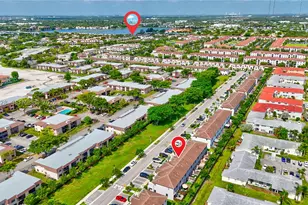 953 NE 211th, Miami, FL 33179 - Photo 42
