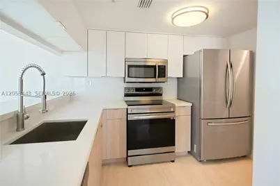 650 West #1404, Miami Beach, FL 33139 - Photo 4