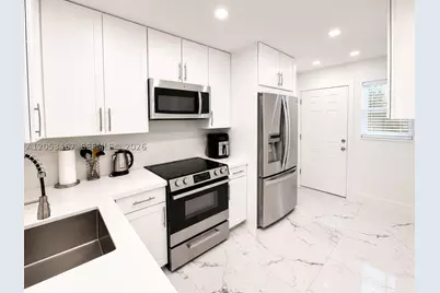 1750 NE 191st #605-1, Miami, FL 33179 - Photo 2