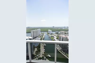 15811 Collins #2905, Sunny Isles Beach, FL 33160 - Photo 32