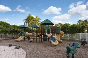 850 NW 168th, Pembroke Pines, FL 33028 - Photo 52