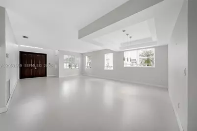 850 NW 168th, Pembroke Pines, FL 33028 - Photo 2