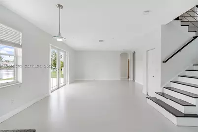 850 NW 168th, Pembroke Pines, FL 33028 - Photo 6