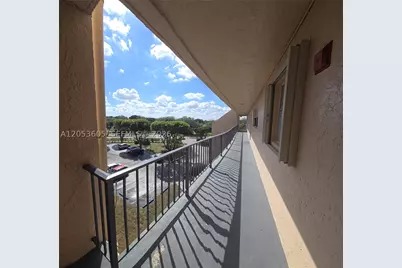 13707 Kendale Lakes #PH11, Miami, FL 33183 - Photo 2