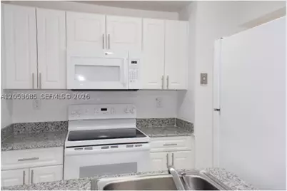 1850 SW 122nd #213, Miami, FL 33175 - Photo 2