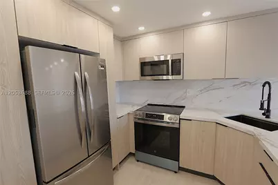 801 NW 47th #518W, Miami, FL 33126 - Photo 4