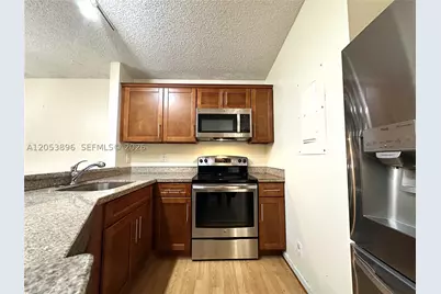 11703 Timbers #11703, Boca Raton, FL 33428 - Photo 4
