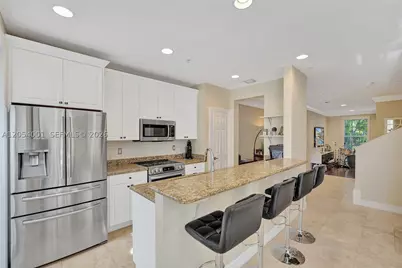 2726 Old Florida, Wilton Manors, FL 33334 - Photo 14