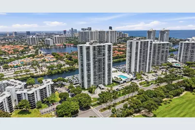 3625 N Country Club #1210, Aventura, FL 33180 - Photo 26