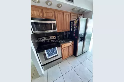 231 174th #1905, Sunny Isles Beach, FL 33160 - Photo 4