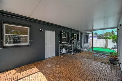 76 NE 170th, North Miami Beach, FL 33162 - Photo 14