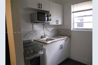 1043 NW 2nd #9, Miami, FL 33128 - Photo 4