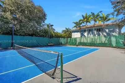 1942 Alamanda, Riviera Beach, FL 33404 - Photo 6