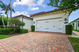 1053 SW 113th, Pembroke Pines, FL 33025 - Photo 1