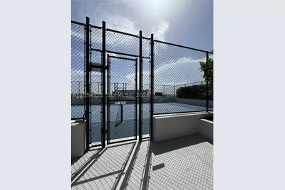 2411 Laguna #910, Miami, FL 33181 - Photo 36