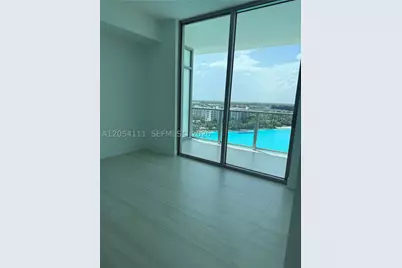 2411 Laguna #910, Miami, FL 33181 - Photo 14