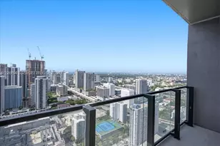 20 NE 11th, Miami, FL 33132 - Photo 10