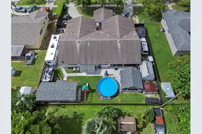225 NW 21st, Homestead, FL 33030 - Photo 4