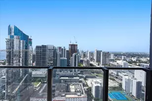 20 NE 11th, Miami, FL 33132 - Photo 2
