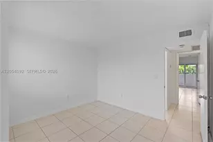 8585 NW 6th, Miami, FL 33126 - Photo 14