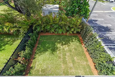 2735 SW 23rd, Miami, FL 33145 - Photo 58