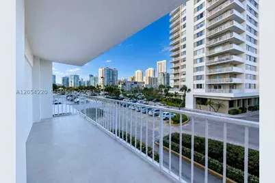 500 Bayview #232, Sunny Isles Beach, FL 33160 - Photo 4