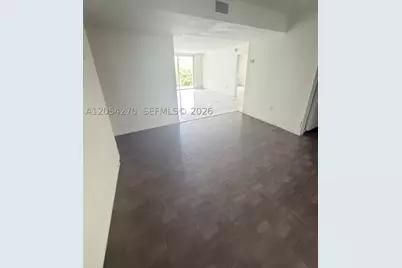 12500 NE 15th #402, North Miami, FL 33161 - Photo 4