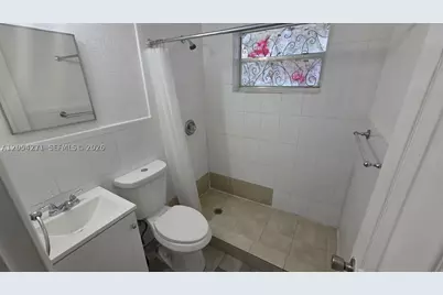 808 NE 10th #3, Hallandale Beach, FL 33009 - Photo 16