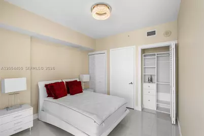 350 S Miami #2515, Miami, FL 33130 - Photo 14