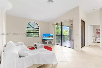 10690 NW 14th #128, Plantation, FL 33322 - Photo 12