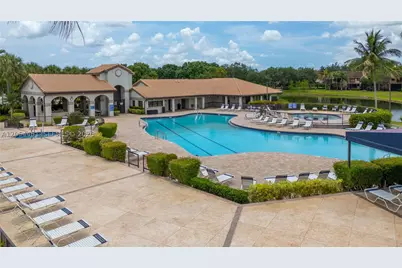 10690 NW 14th #128, Plantation, FL 33322 - Photo 2