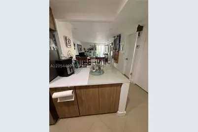 777 SW 9th #205, Miami, FL 33130 - Photo 14