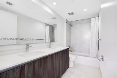 488 NE 18th #2301, Miami, FL 33132 - Photo 22