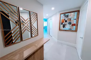 17301 Biscayne, North Miami Beach, FL 33160 - Photo 2